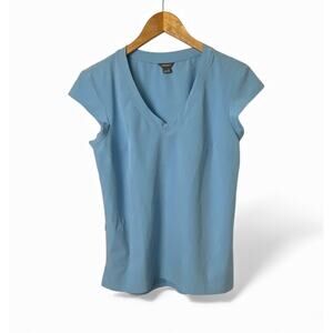 Eddie Bauer Blue Cap Sleeve Scrub Shirt Women’s Size Small